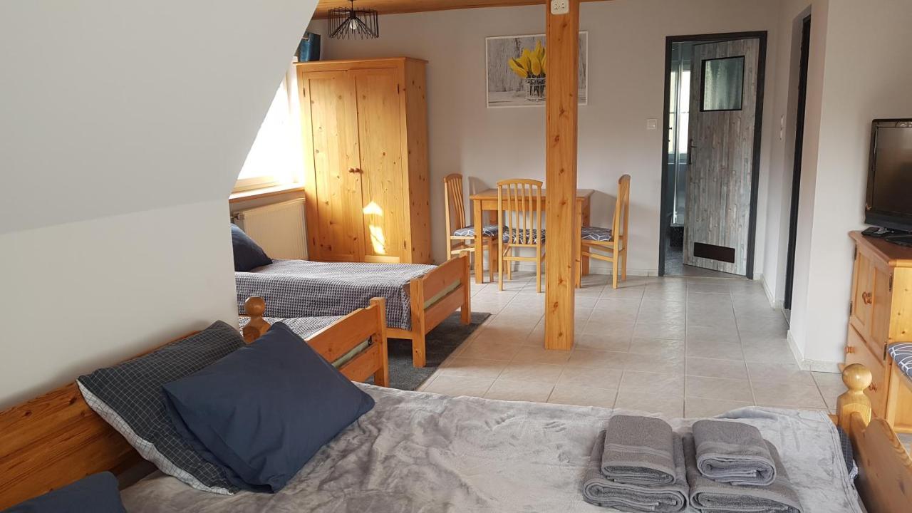 Skaly Spaly Przesieka Esterno foto